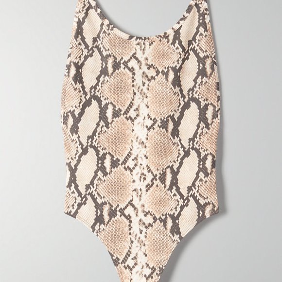 ARITZIA Tna '90s Cozumel Snake Print Open Back Bodysuit - Picture 2 of 11